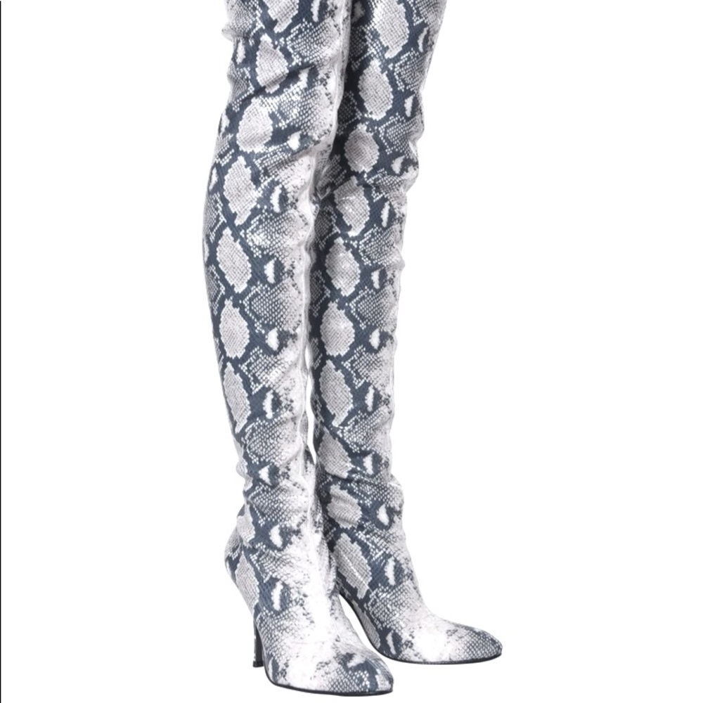 Stuart Weitzman Shiloh Roccia Python OTK Boots - Picture 3 of 6